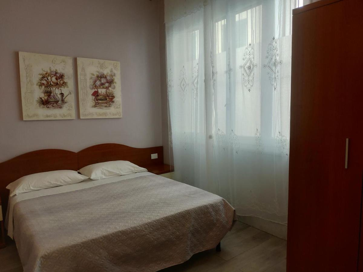 Affittacamere La Spezia Inn ภายนอก รูปภาพ
