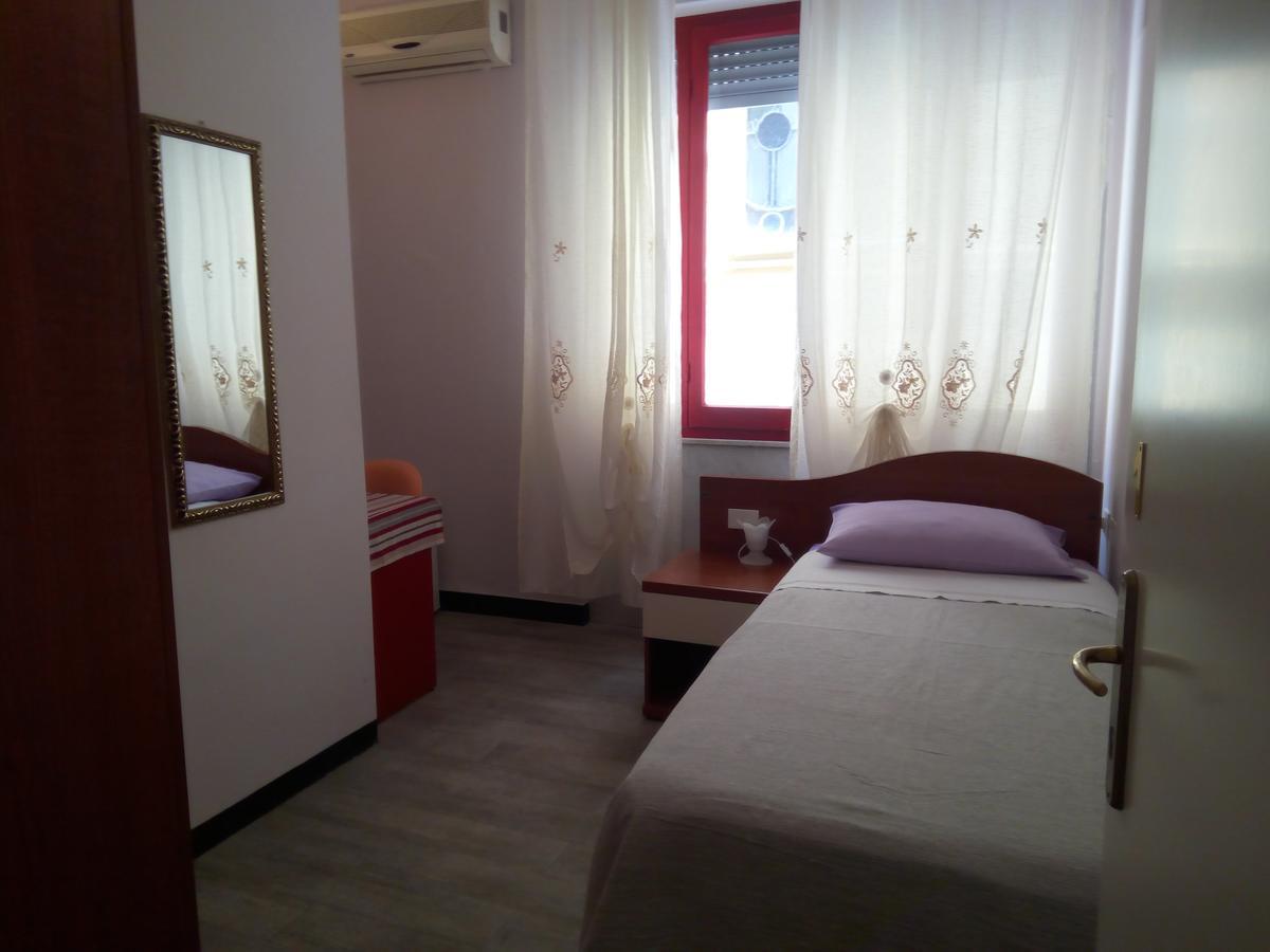 Affittacamere La Spezia Inn ภายนอก รูปภาพ